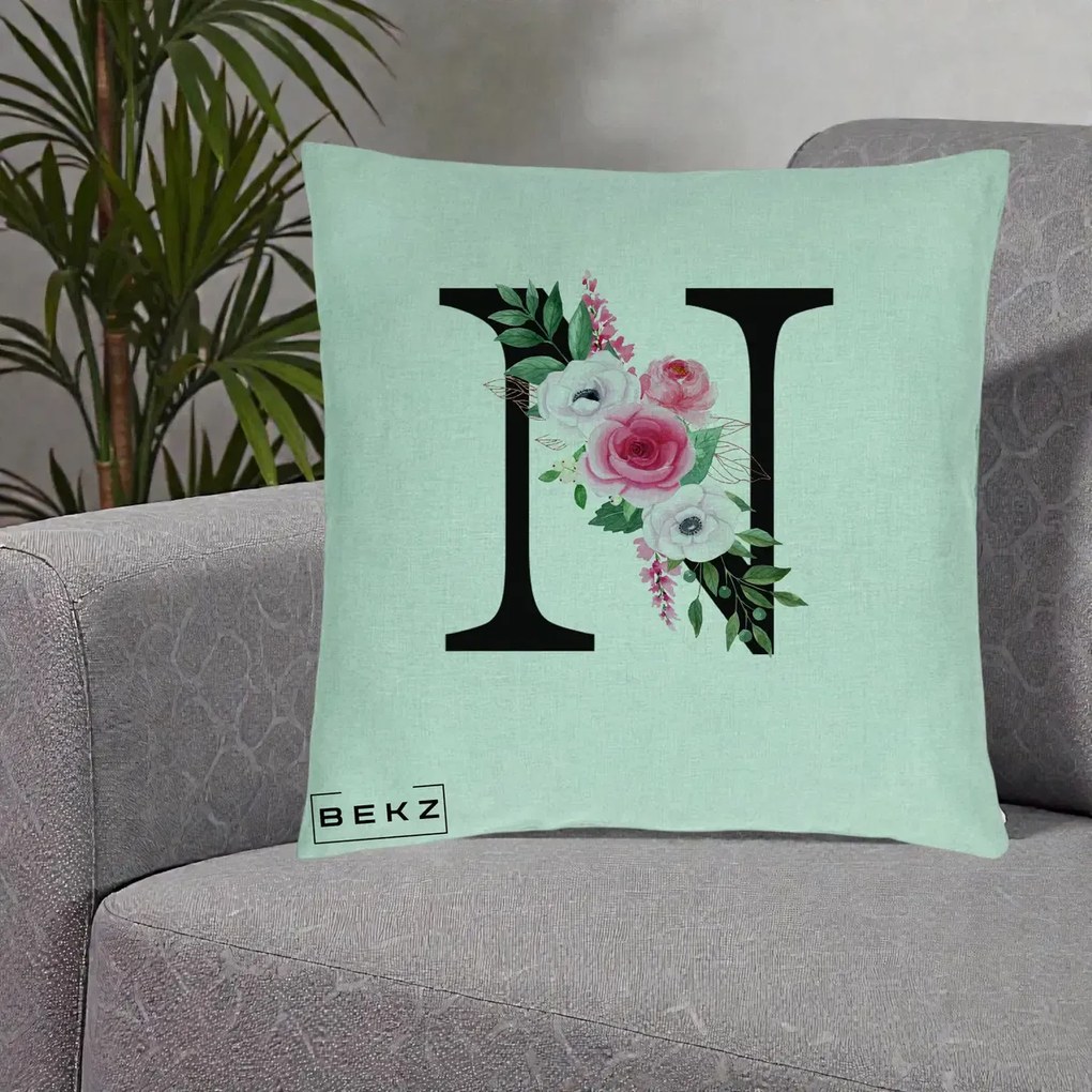 Cadou Personalizat - Perna Personalizata Monograma Florala Litera N, 40x40 cm, Verde Menta, Husa Detasabila, Perna Inclusa, BEKZ®