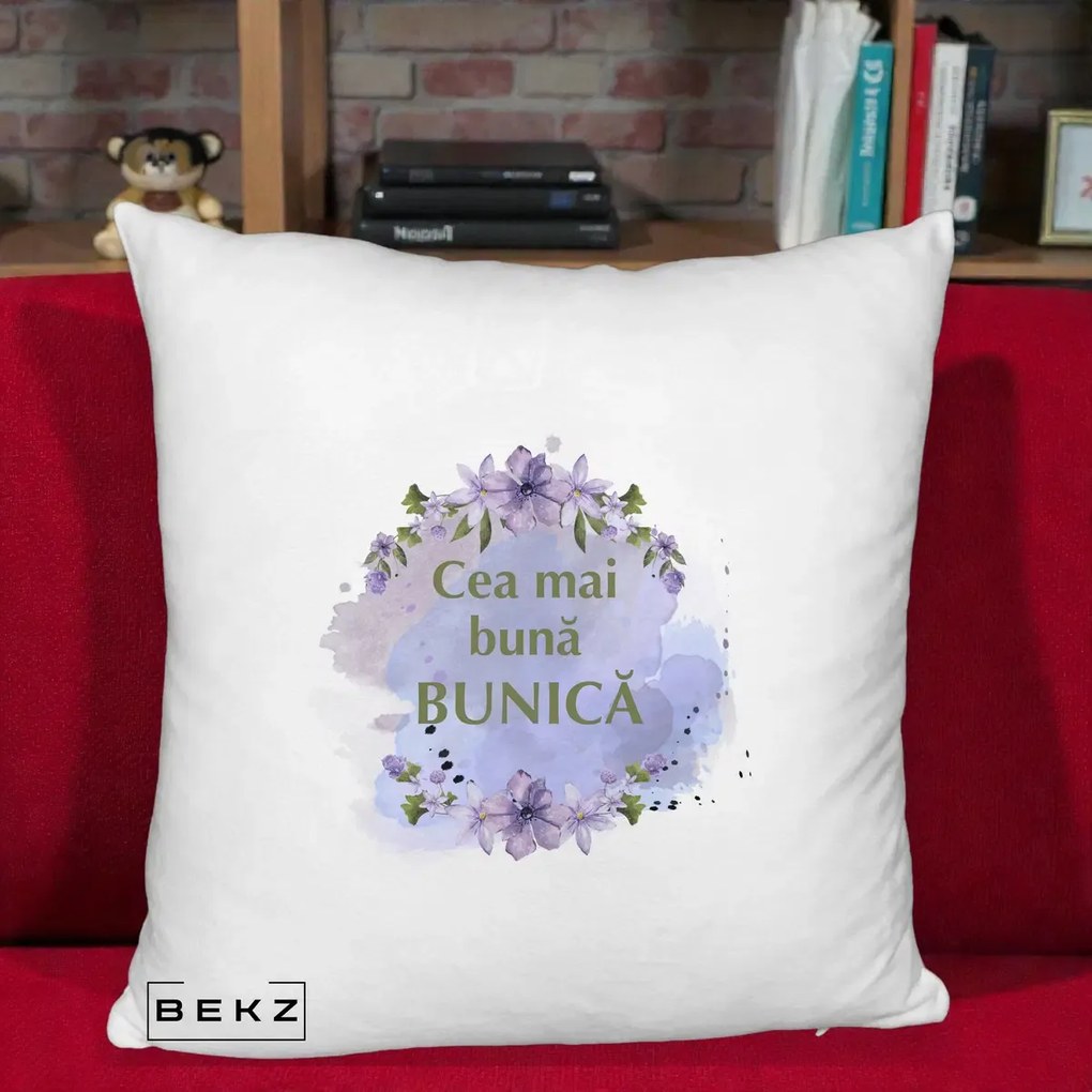 Cadou pentru Bunica - Perna Personalizata Cea Mai Buna Bunica Flori Mov Acuarela Auriu, 40x40 cm, Alb Pufos, Husa Detasabila, Perna Inclusa, BEKZ®