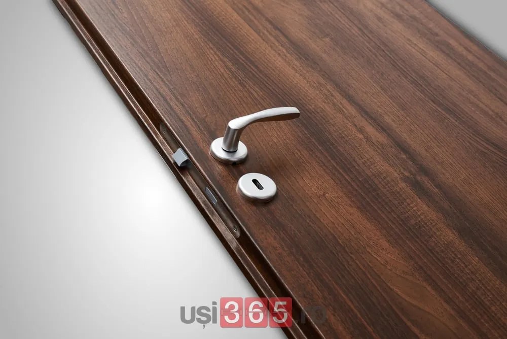 Usa HDF cu toc reglabil din MDF PAL - Colectia Basic 260-350 mm, Nuc Clasic