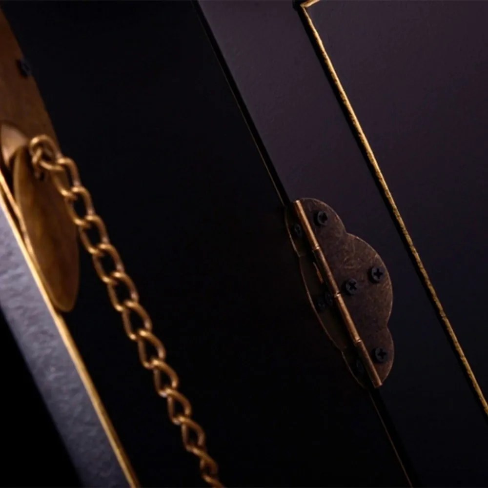 Comodă neagră joasă 130x50,5 cm Oriente – Ixia