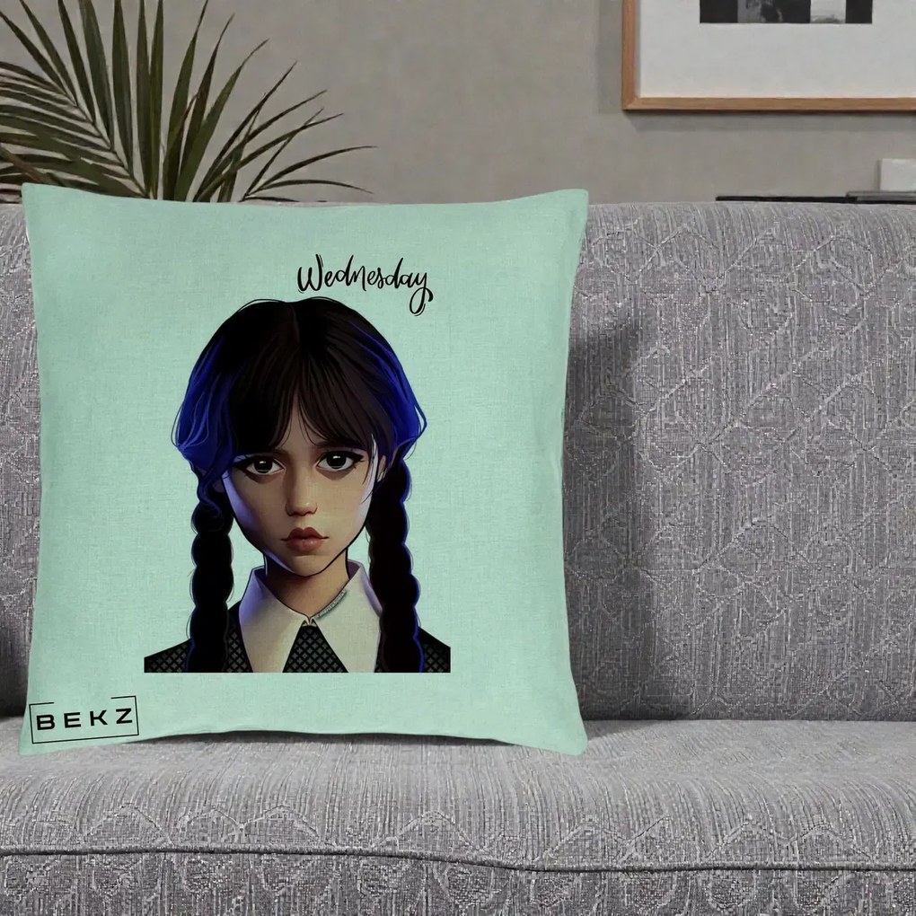 Perna Personalizata Wednesday Addams Portret Realist, 40x40 cm, Verde Menta, Husa Detasabila, Perna Inclusa, BEKZ®