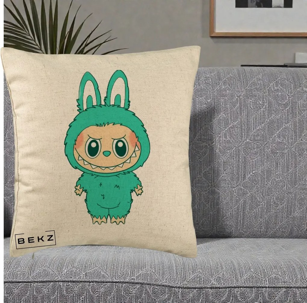 Perna Personalizata Labubu Turcoaz, 40x40 cm, Bej, Husa Detasabila, Perna Inclusa, BEKZ®