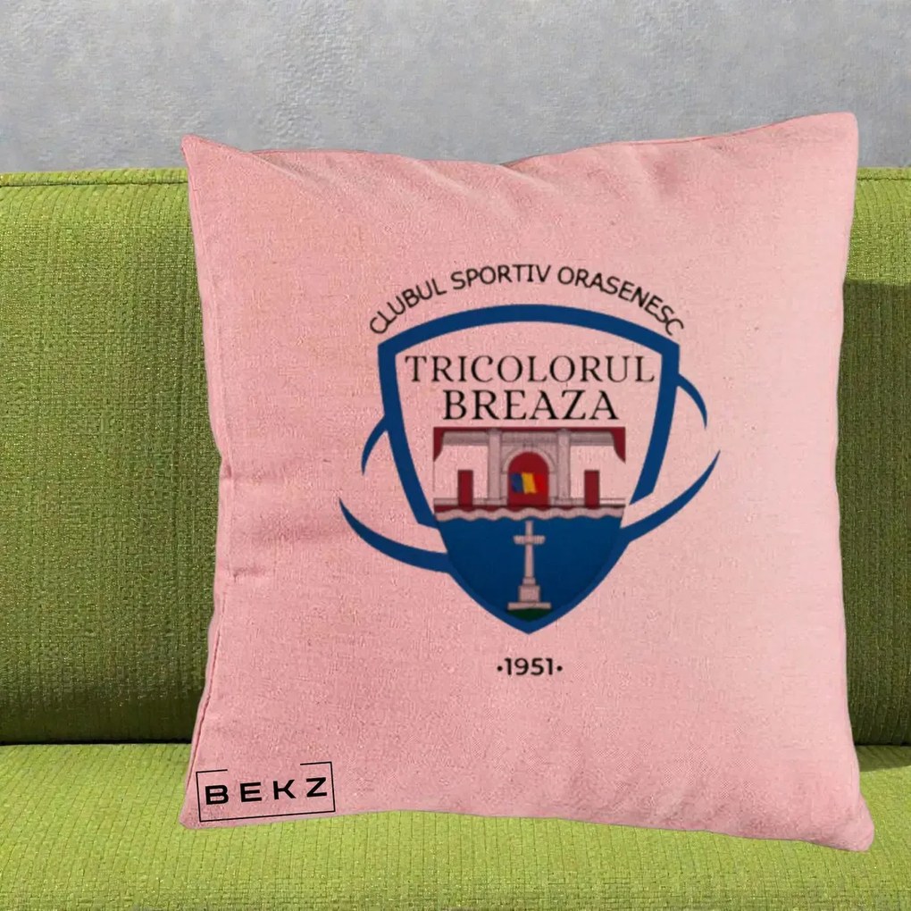 Perna Personalizata CSO Tricolorul Breaza 1951, 40x40 cm, Roz, Husa Detasabila, Perna Inclusa, BEKZ®