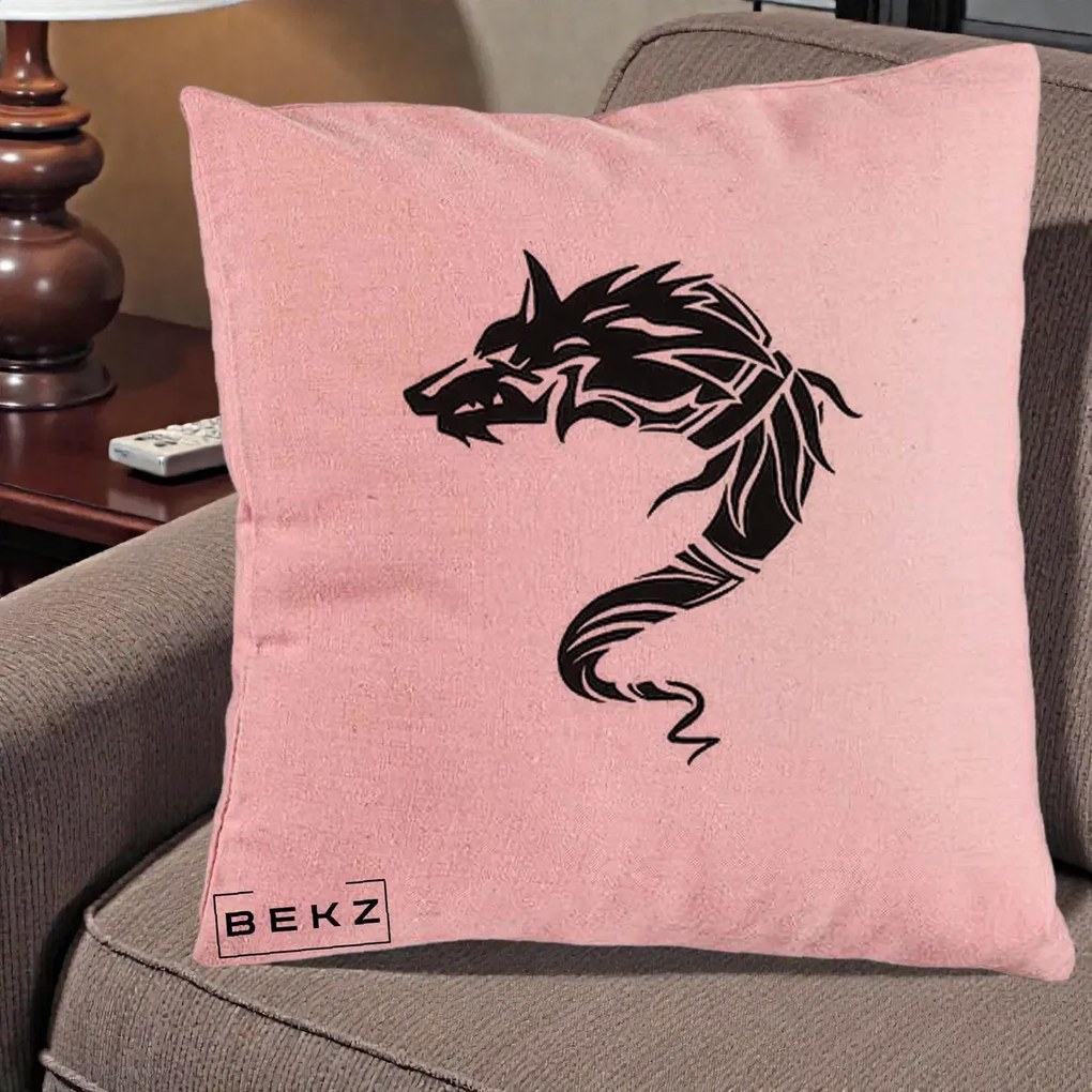 Perna Decorativa Lup Tribal Alb-Negru, 40x40 cm, Roz, Husa Detasabila, Perna Inclusa, BEKZ®