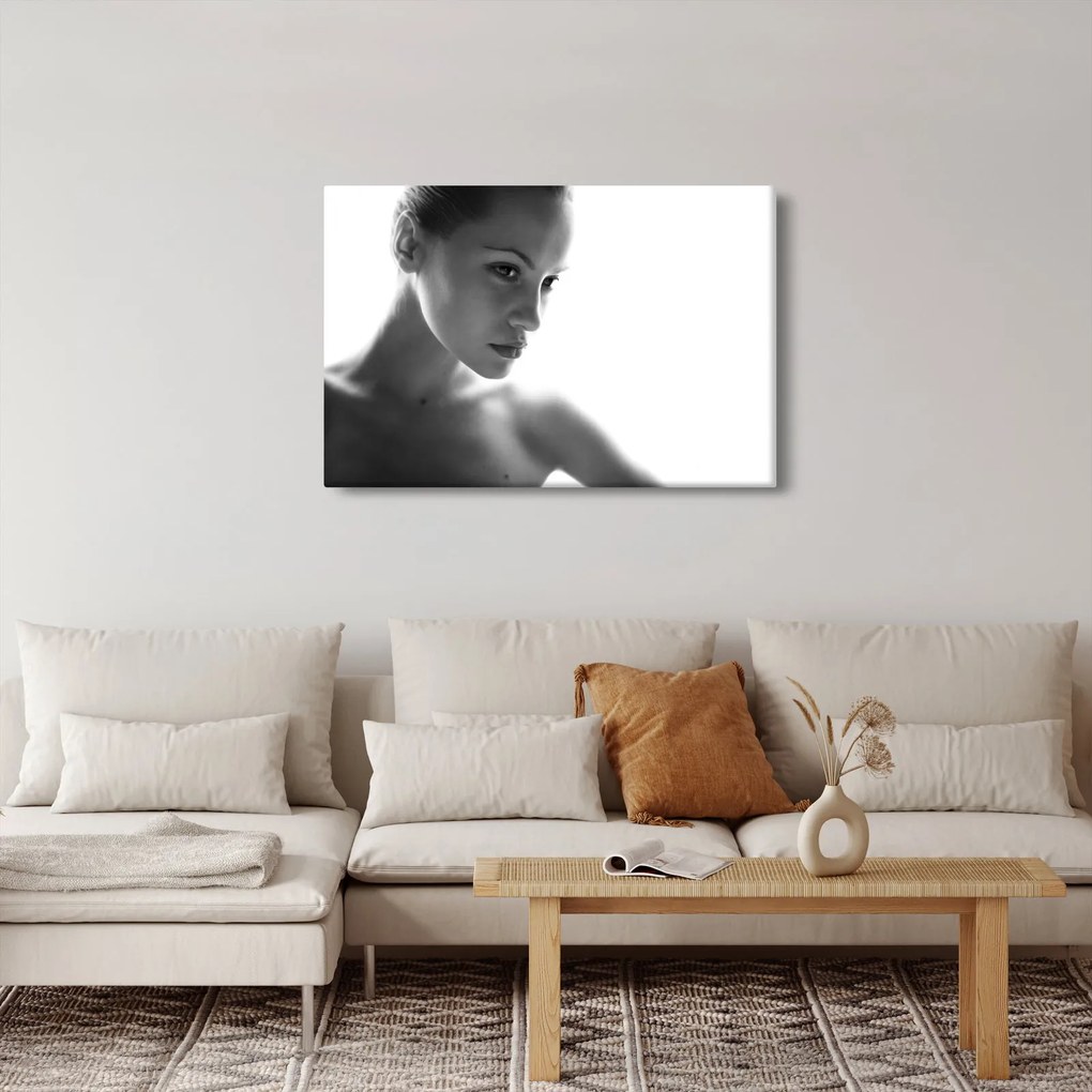 Tablou - Portretul femeii, alb- negru (90x60 cm)