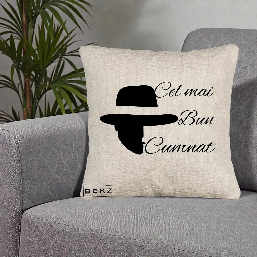 Perna personalizata cumnat: Cel mai bun cumnat, palarie fedora, 40x40 cm cu Umplutura, Bej Canapea, BEKZ