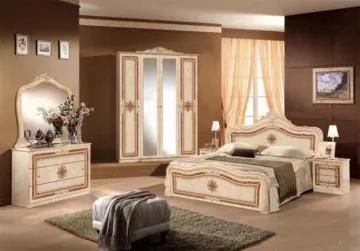 Dormitor italian clasic bej lucios  Luisa