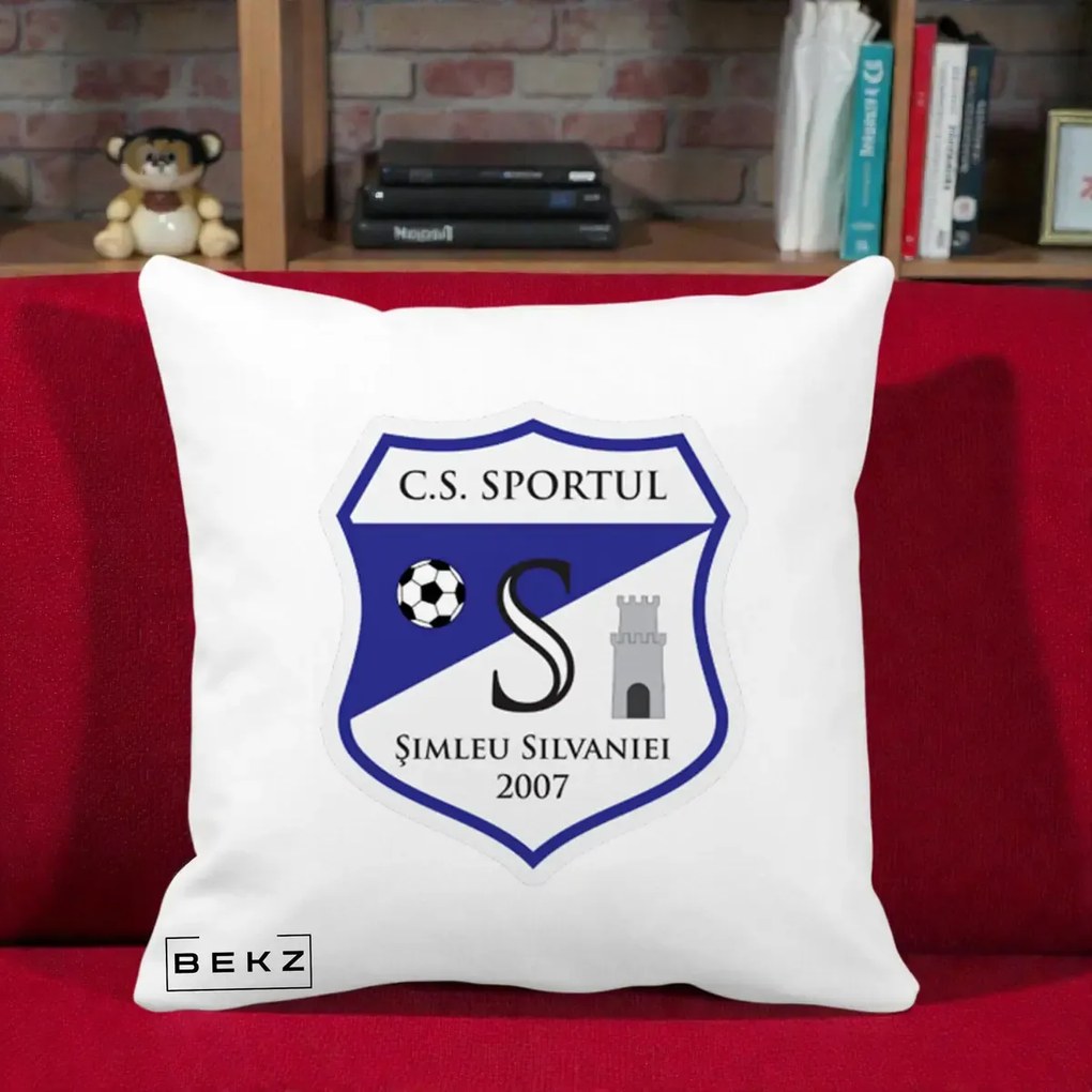 Perna Personalizata CS Sportul Simleu Silvaniei 2007, 40x40 cm, Alba Mata, Husa Detasabila, Perna Inclusa, BEKZ®