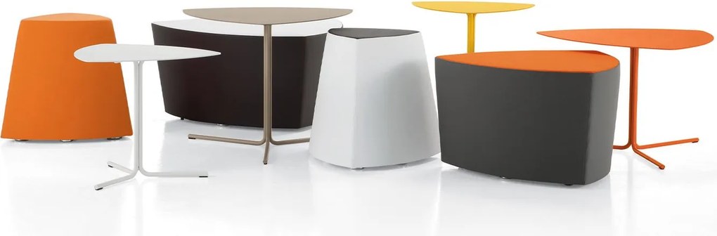 Masă lemn masiv Kensho – top rotund triunghiular