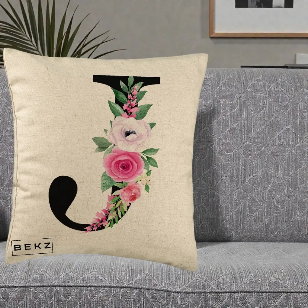 Cadou Personalizat - Perna Personalizata Monograma Florala Litera J, 40x40 cm, Bej, Husa Detasabila, Perna Inclusa, BEKZ®