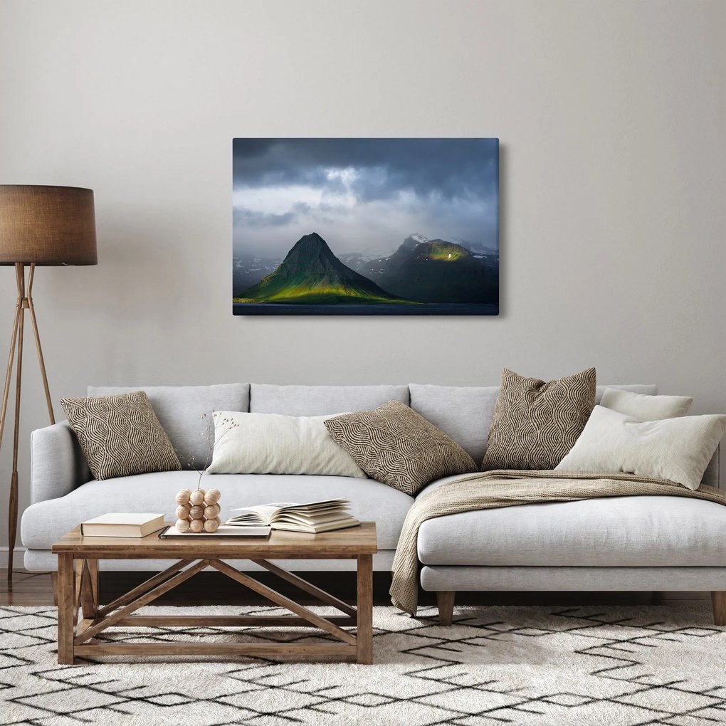 Tablou cu munți (90x60 cm)