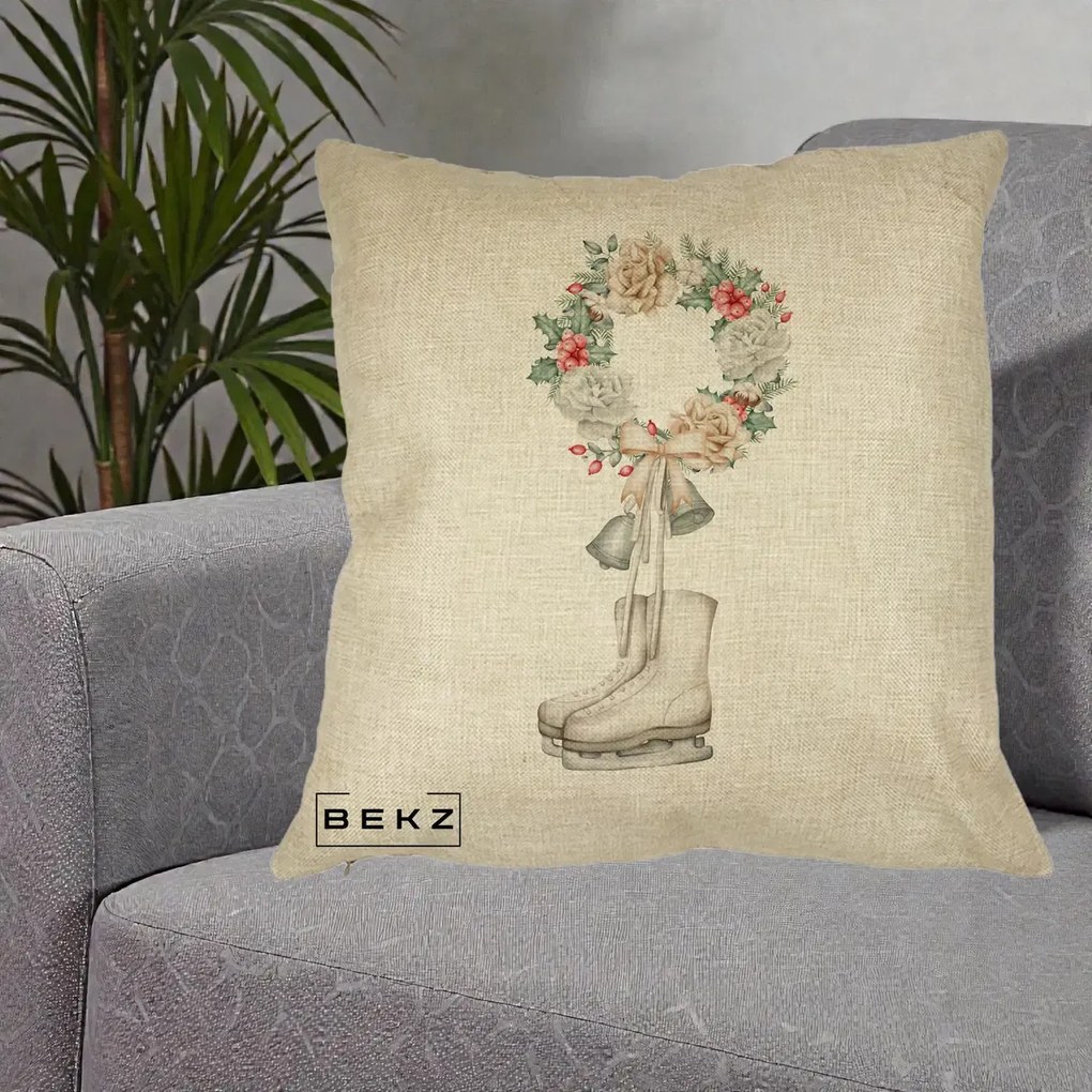 Perna Decorativa Patine cu Coroana Florala de Craciun, 40x40 cm, Crem, Husa Detasabila, Perna Inclusa, BEKZ®