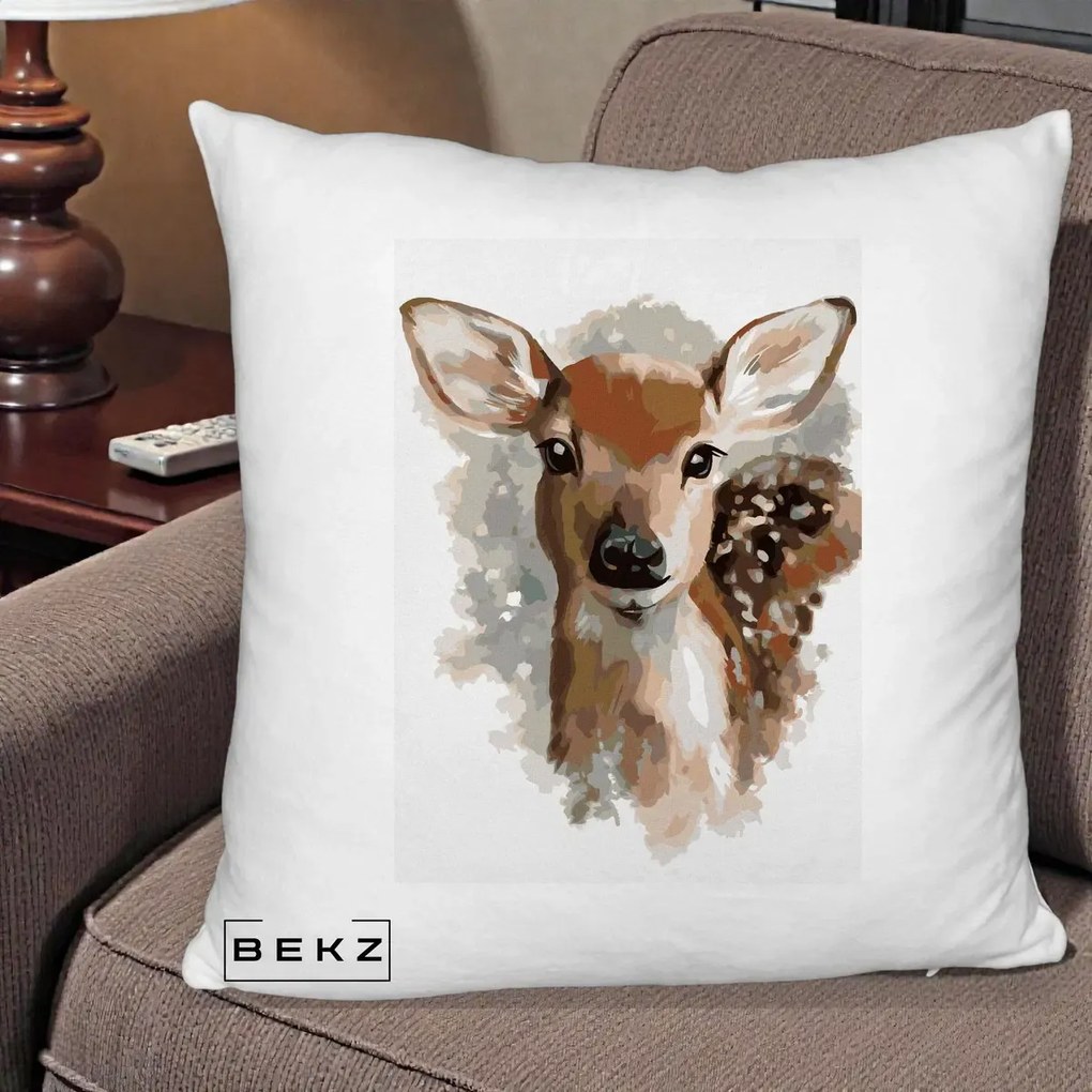 Perna Decorativa Caprioara Pui Acuarela, 40x40 cm, Alb Pufos, Husa Detasabila, Perna Inclusa, BEKZ®