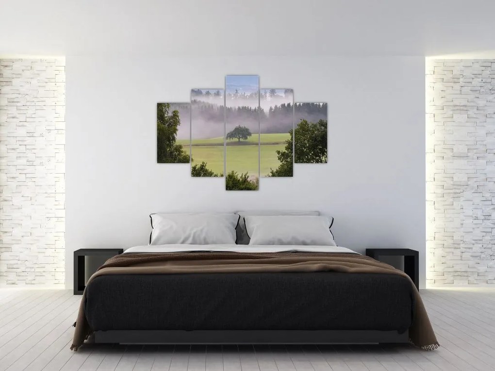 Tablou - Lunca cu copac (150x105 cm)