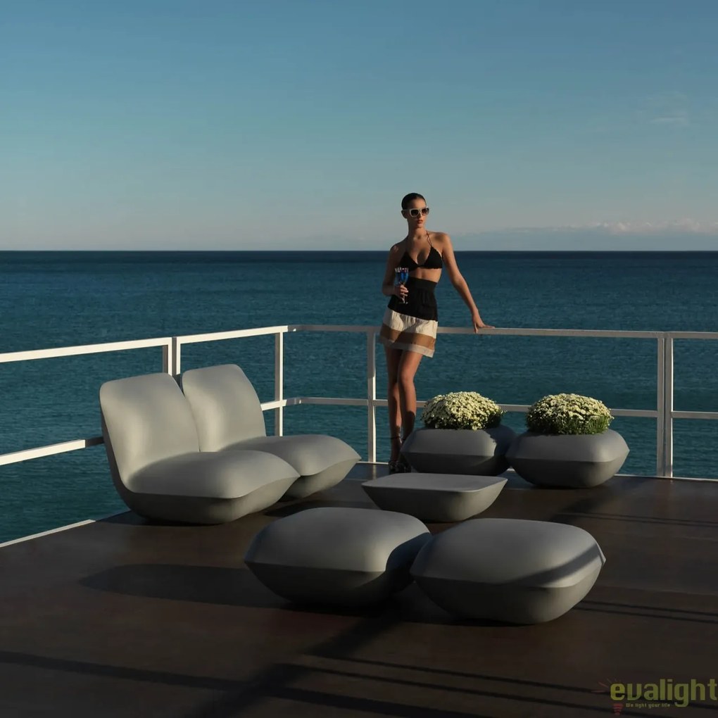 Ghiveci plante, Jardiniera de flori design decorativ modern pentru amenajari interioare si exterioare, PILLOW PLANTER 55004R Vondom