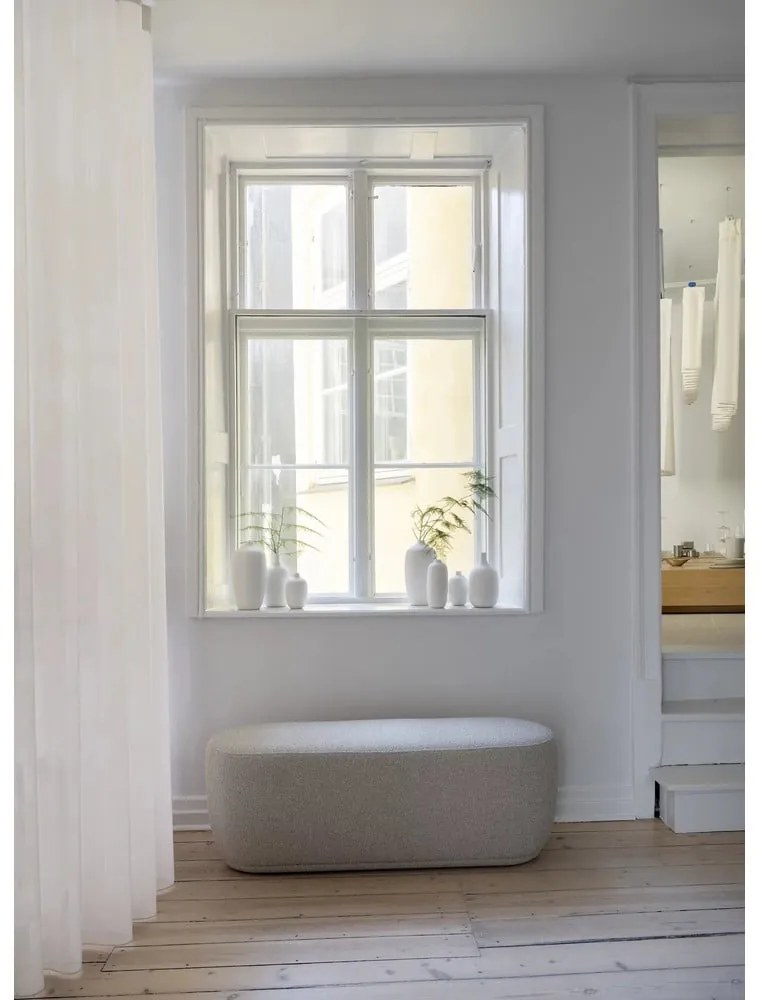 Canapea gri cu tapițerie din stofă bouclé 137,5 cm KUON – Blomus