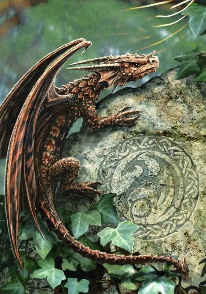 Felicitare mica Pui de dragon pe piatra