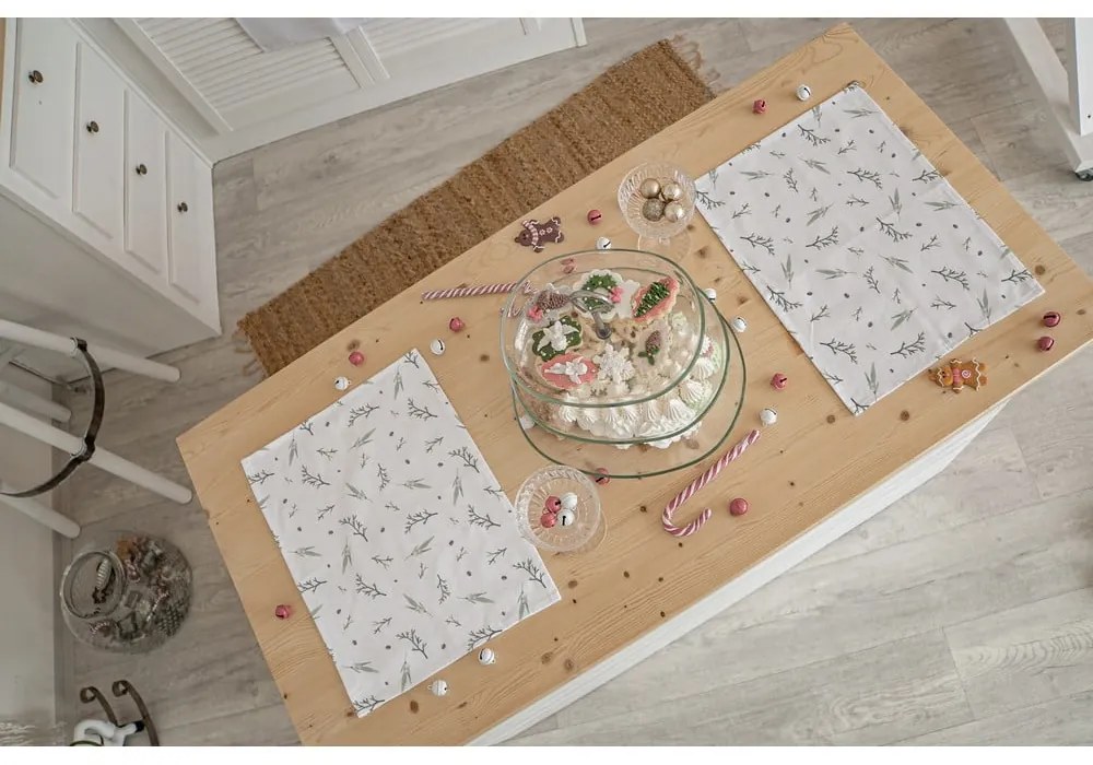 Suport pentru farfurii 2 buc. din material textil 35x45 cm cu model de Crăciun Delicate Green – Butter Kings