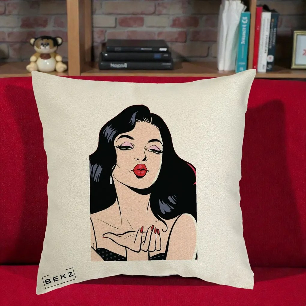 Perna Decorativa Femeie Pop-Art Kiss, 40x40 cm, Ecru, Husa Detasabila, Perna Inclusa, BEKZ®