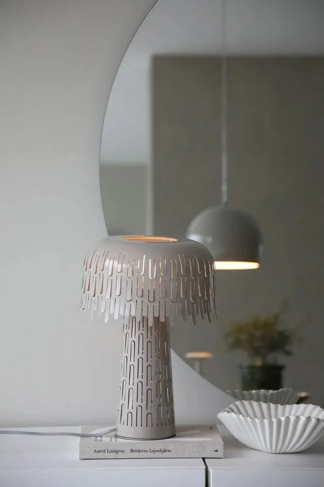 Veioză grej cu abajur din metal (înălțime 38 cm) Verbera – Markslöjd