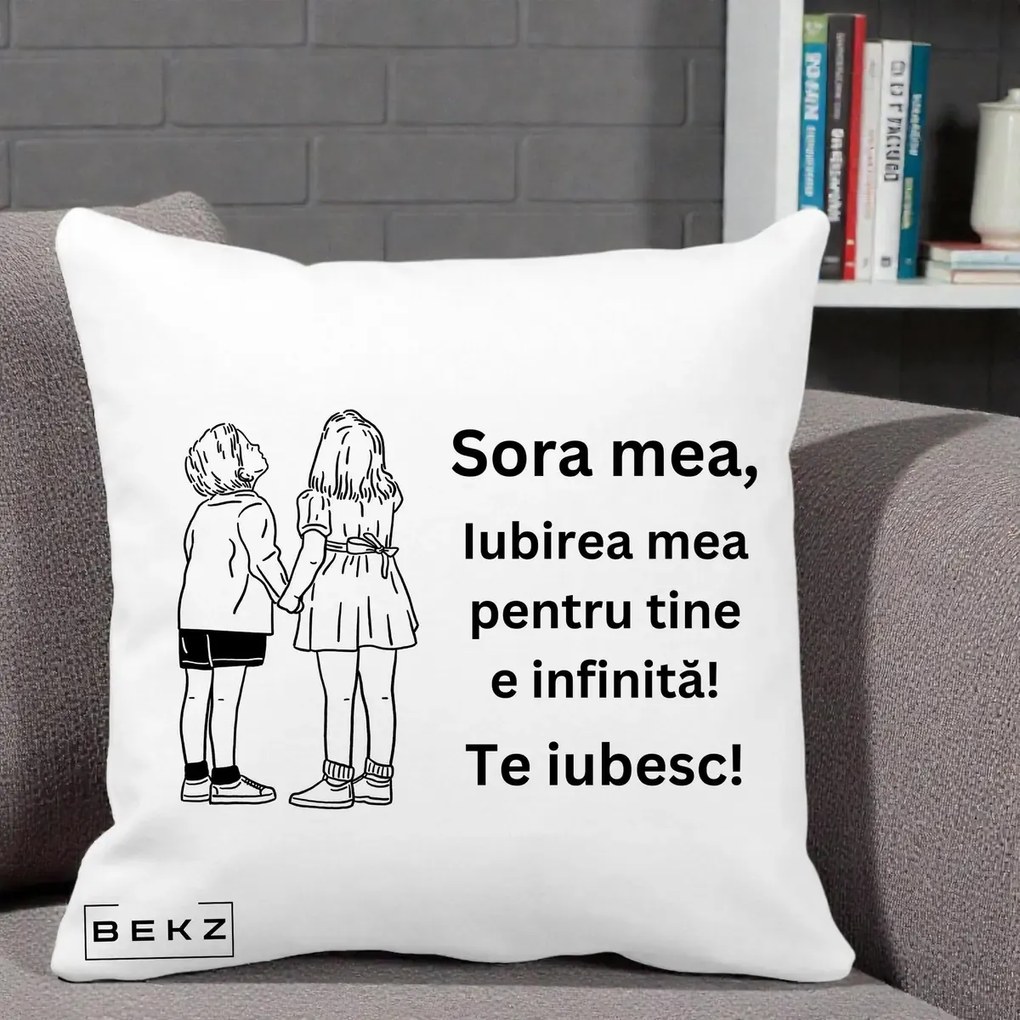 Cadou pentru Sora - Perna Personalizata Sora Mea Te Iubesc Copii Tinand Maini Line Art, 40x40 cm, Alba Mata, Husa Detasabila, Perna Inclusa, BEKZ®