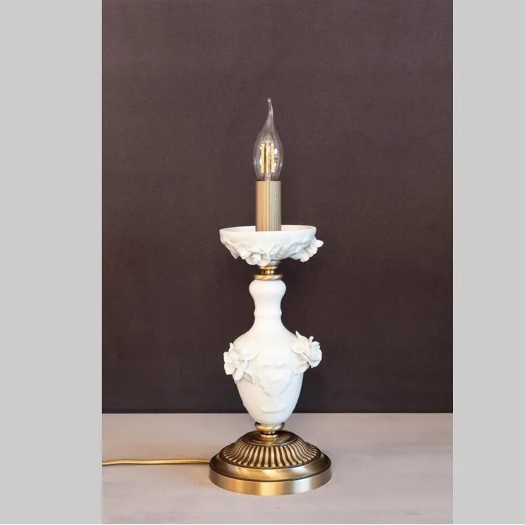 Veioza design italian din alama si portelan alb 9952