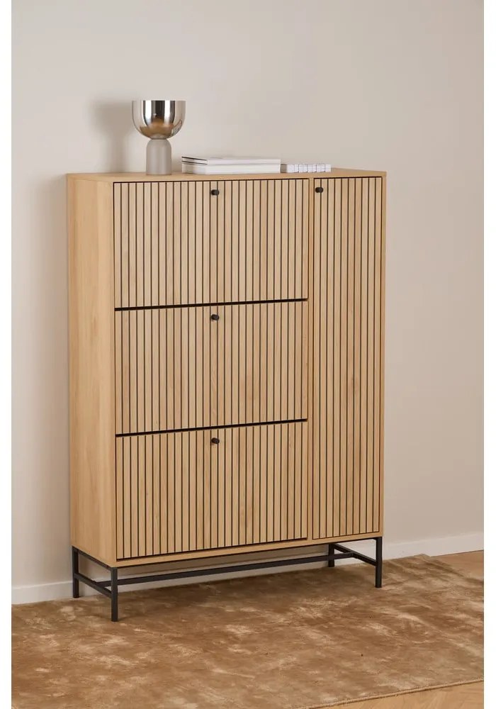 Pantofar în culoare naturală cu deschidere înclinată cu aspect de lemn de stejar 99x140x35 cm Albany – Actona