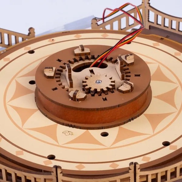 Puzzle 3D cutiuță muzicală RoboTime carusel clasic 5V