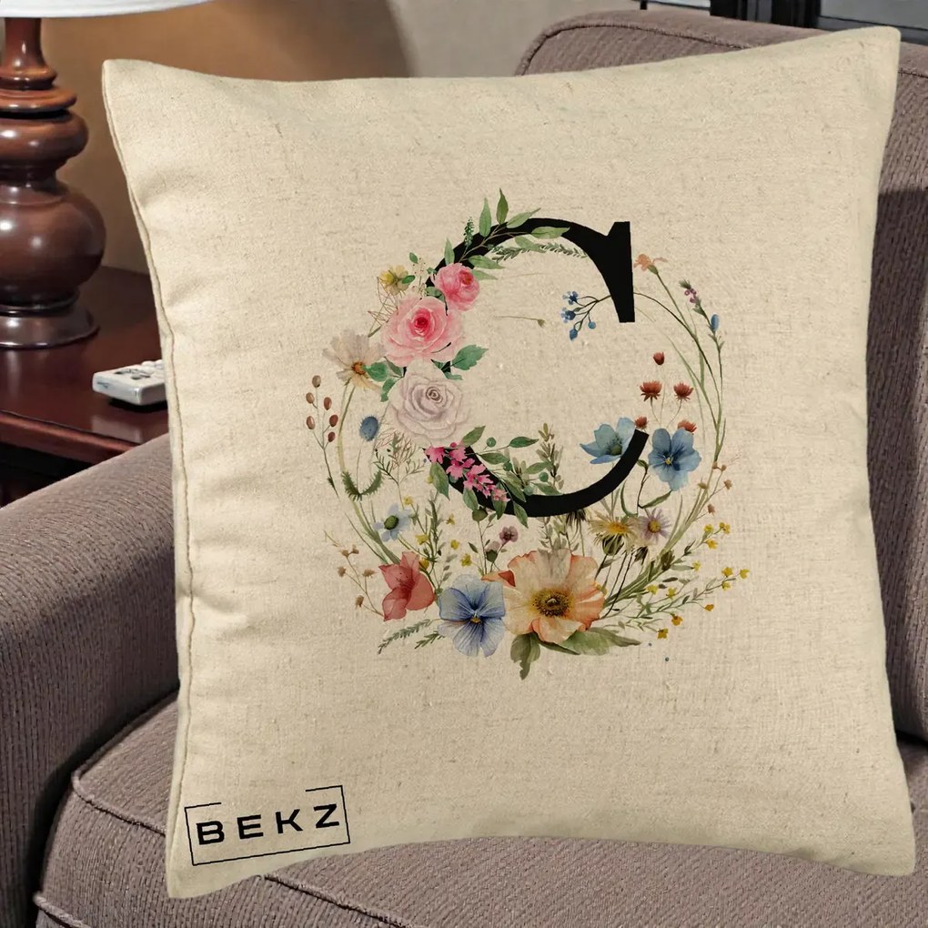 Cadou Personalizat - Perna Personalizata Monogram Litera C cu Flori Acuarela, 40x40 cm, Bej, Husa Detasabila, Perna Inclusa, BEKZ®