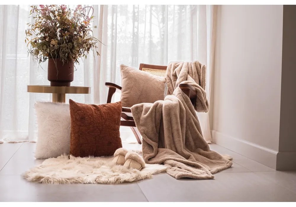 Pătură maro din blană artificială 150x200 cm Ruby – Tiseco Home Studio