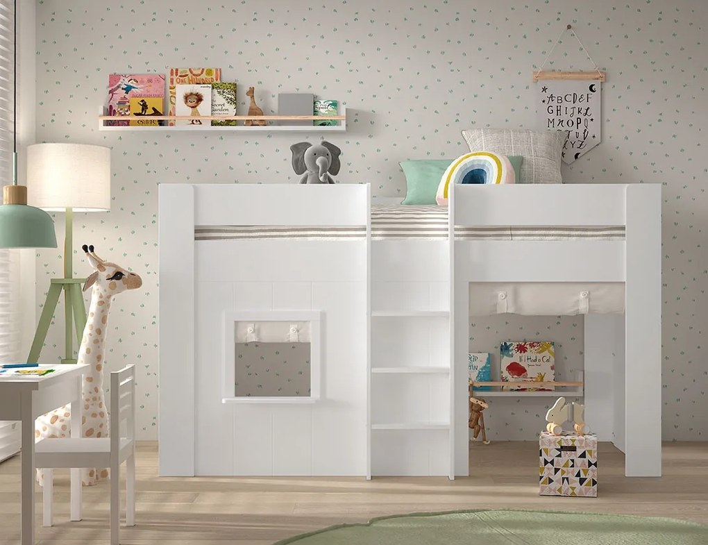 Set RENO format dintr-o canapea extensibilă (90 x 200 cm) cu perdele asortate.