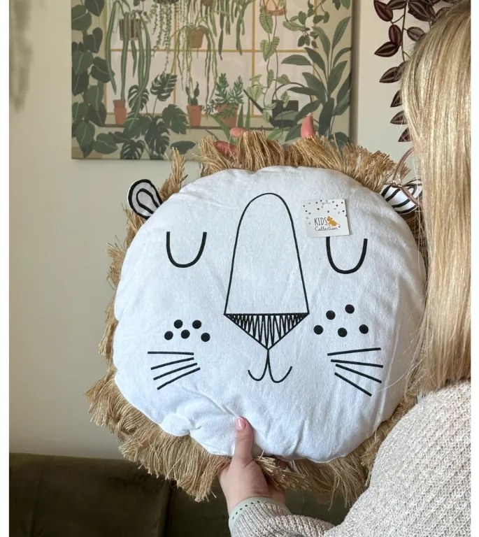 Perna decorativa rotunda LION 40 cm, alba - mai multe variante
