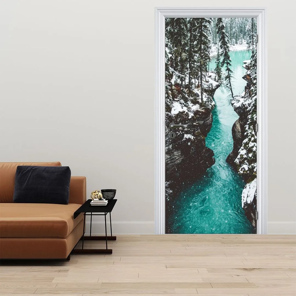 Fototapet pentru ușă - Râul de munte iarna (95x205cm)