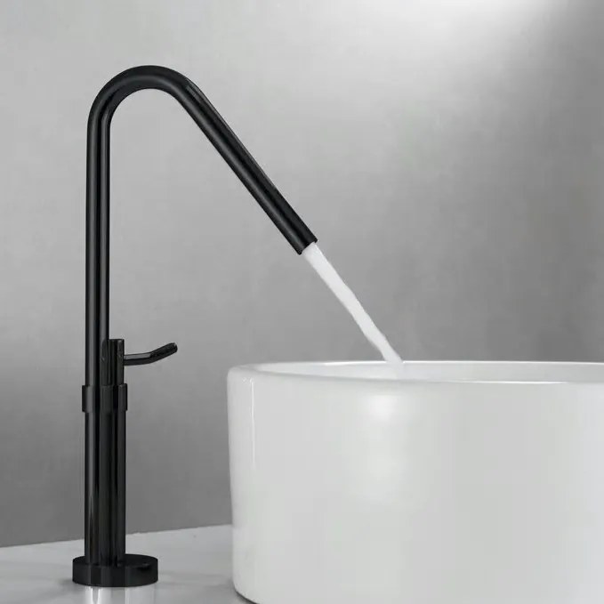 Baterie Moris negru mat înaltă – H 39 cm