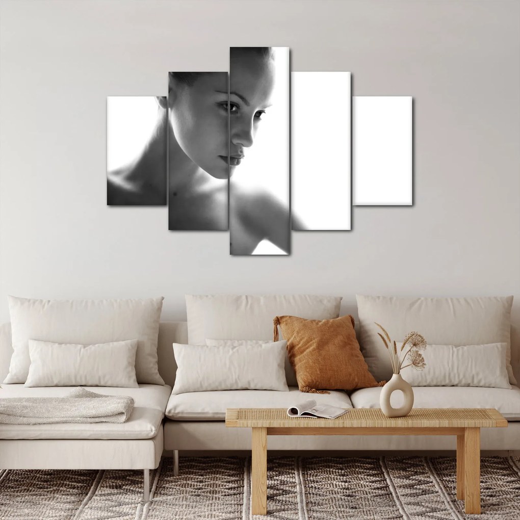 Tablou - Portretul femeii, alb- negru (150x105 cm)