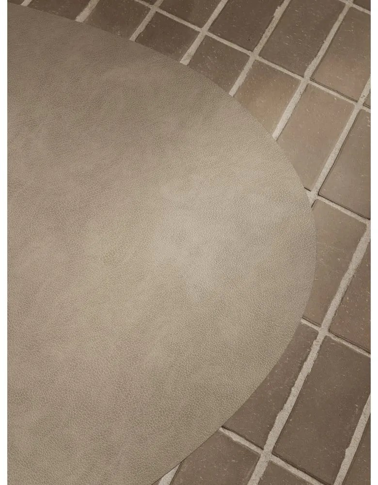 Covor din piele maro coniac Circle XXXL Bull – LIND DNA