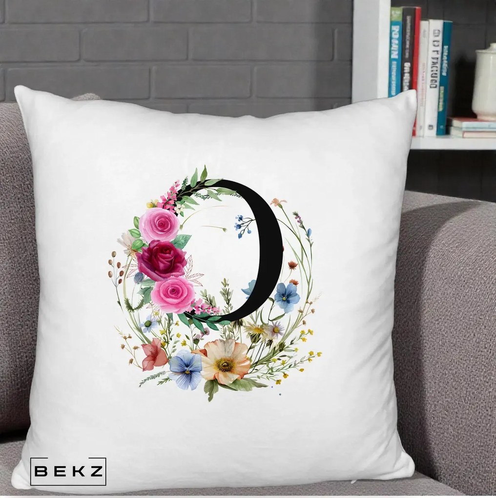 Cadou Personalizat - Perna Personalizata Monogram Litera O cu Flori Acuarela, 40x40 cm, Alb Pufos, Husa Detasabila, Perna Inclusa, BEKZ®
