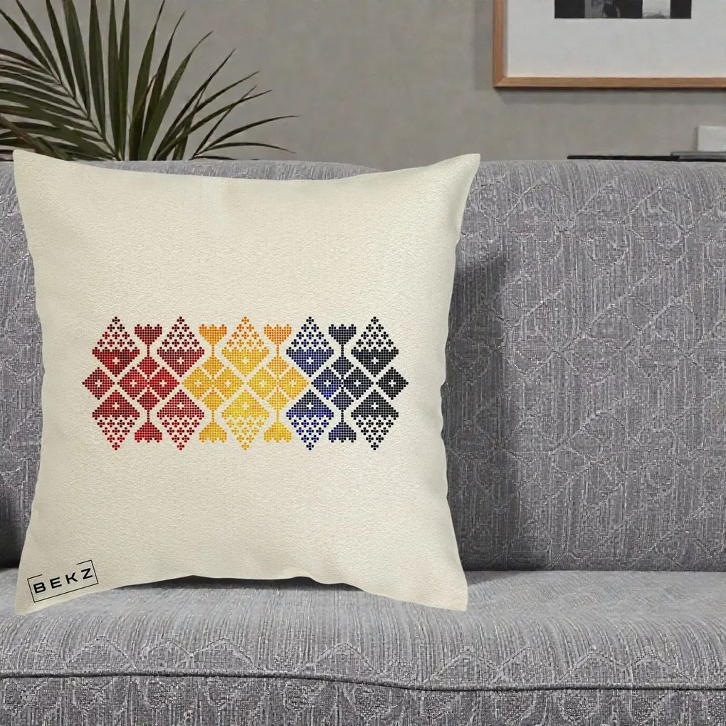 Perna Personalizata Motiv Tricolor Romanesc Broderie, 40x40 cm, Ecru, Husa Detasabila, Perna Inclusa, BEKZ®