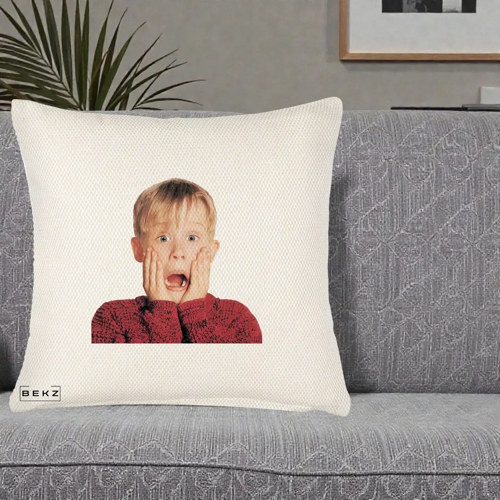 Perna Decorativa Kevin Singur Acasa, 40x40 cm, Crem Reliefat, Husa Detasabila, Perna Inclusa, BEKZ®