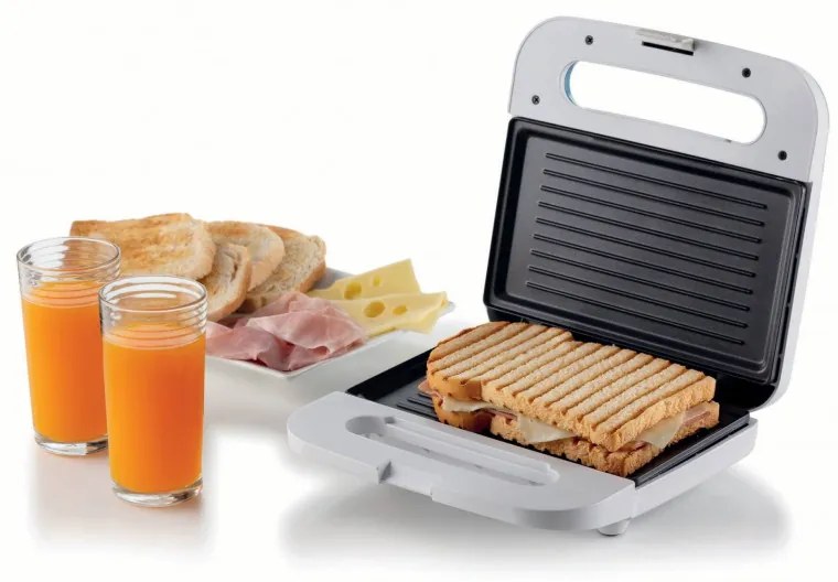 Sandwich toaster Ariete BREAKFAST 1971/01, 750W, Acoperire antiaderenta, Indicator luminos, Alb