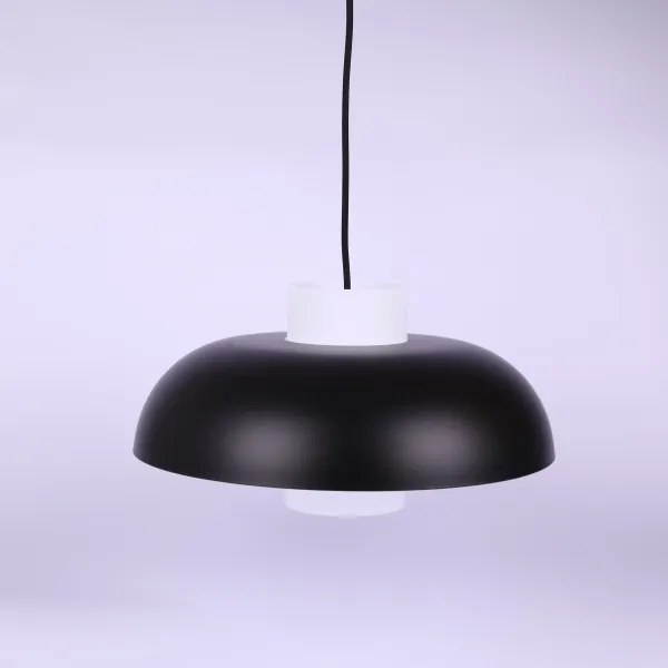 Globo 15755S - Lustră suspendată pe cablu LOWE 1xE27/60W/230V negru