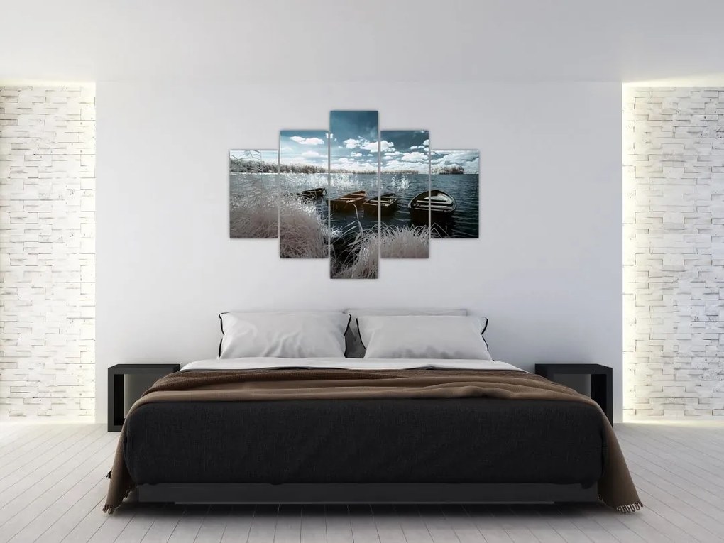 Tablou - Bărci de lemn pe lac (150x105 cm)
