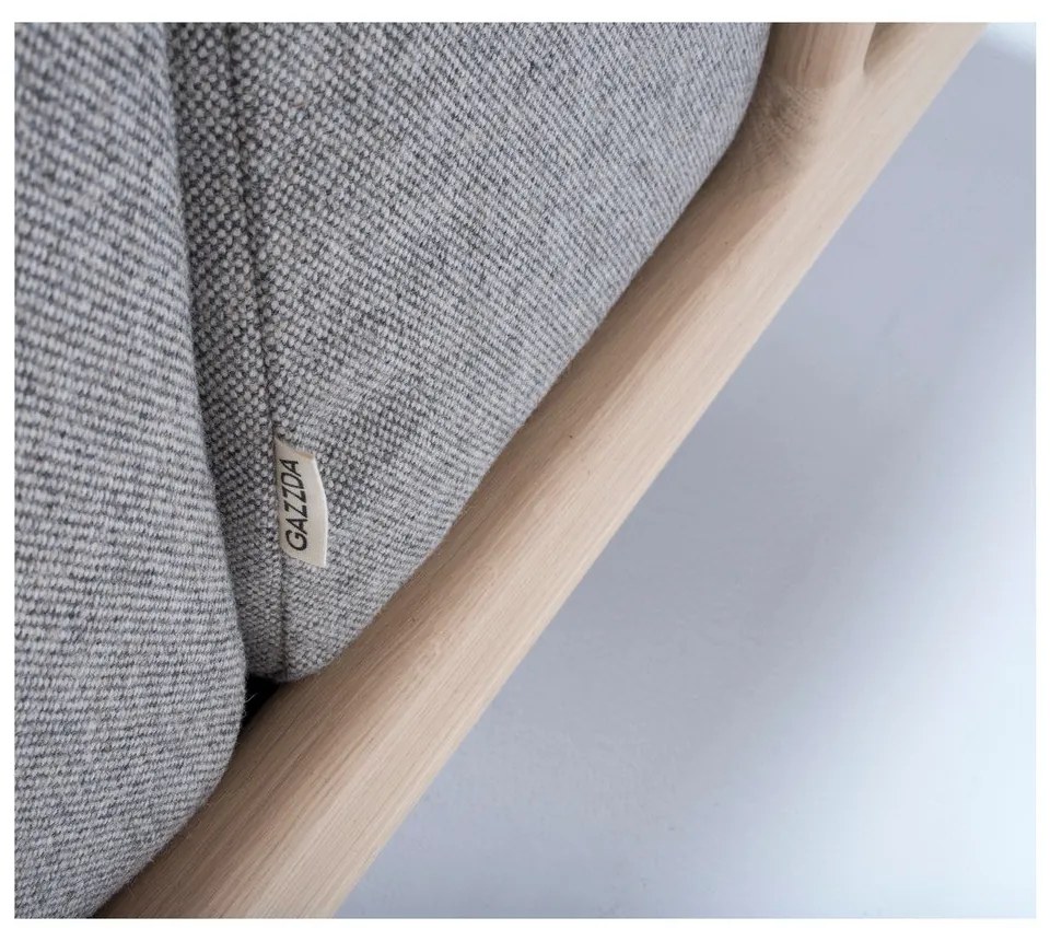 Fotoliu din lemn de stejar Gazzda Fawn, gri