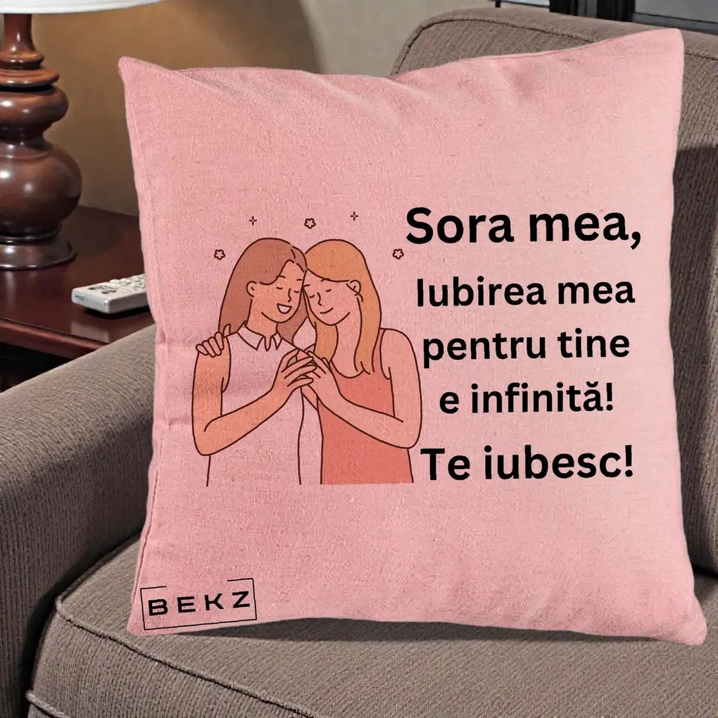 Cadou pentru Sora - Perna Personalizata Sora Mea Te Iubesc Imbratisare cu Sclipiri, 40x40 cm, Roz, Husa Detasabila, Perna Inclusa, BEKZ®
