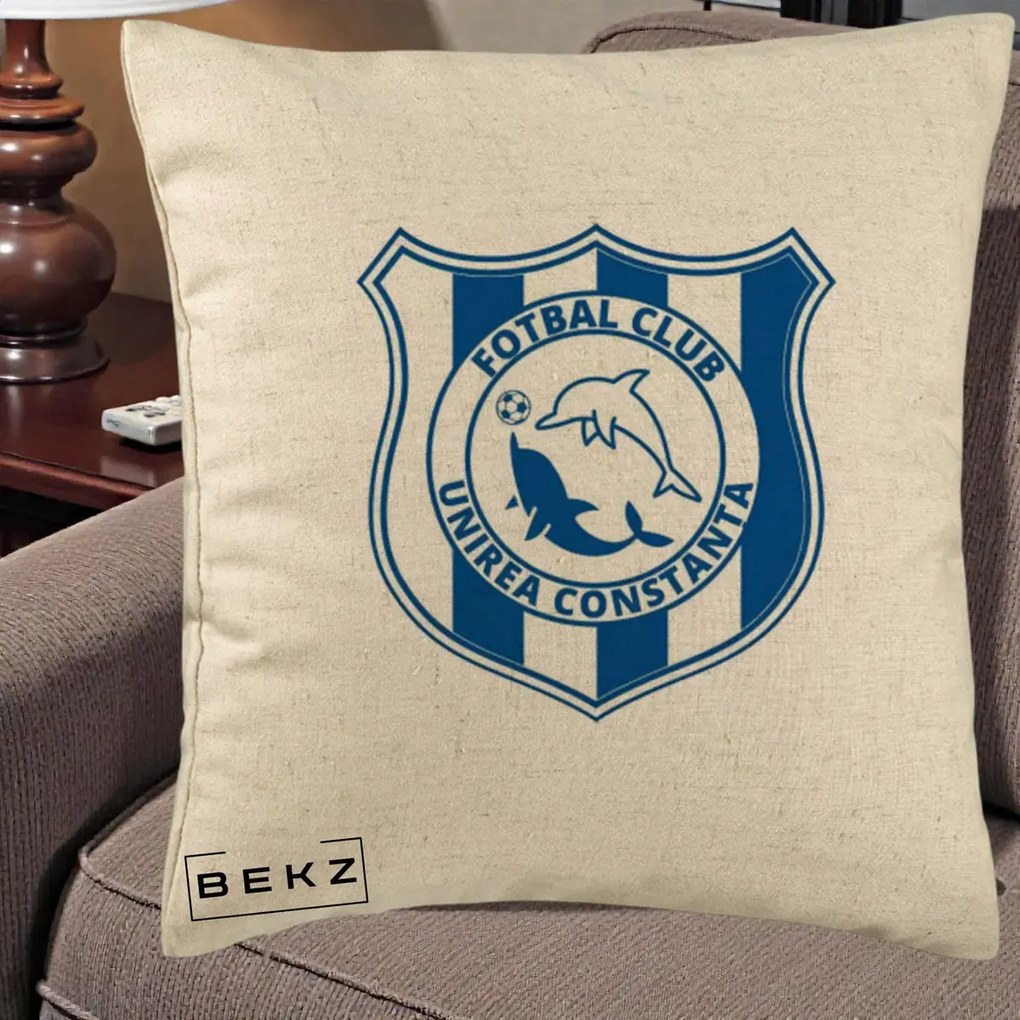 Perna Personalizata FC Unirea Constanta Fotbal, 40x40 cm, Bej, Husa Detasabila, Perna Inclusa, BEKZ®