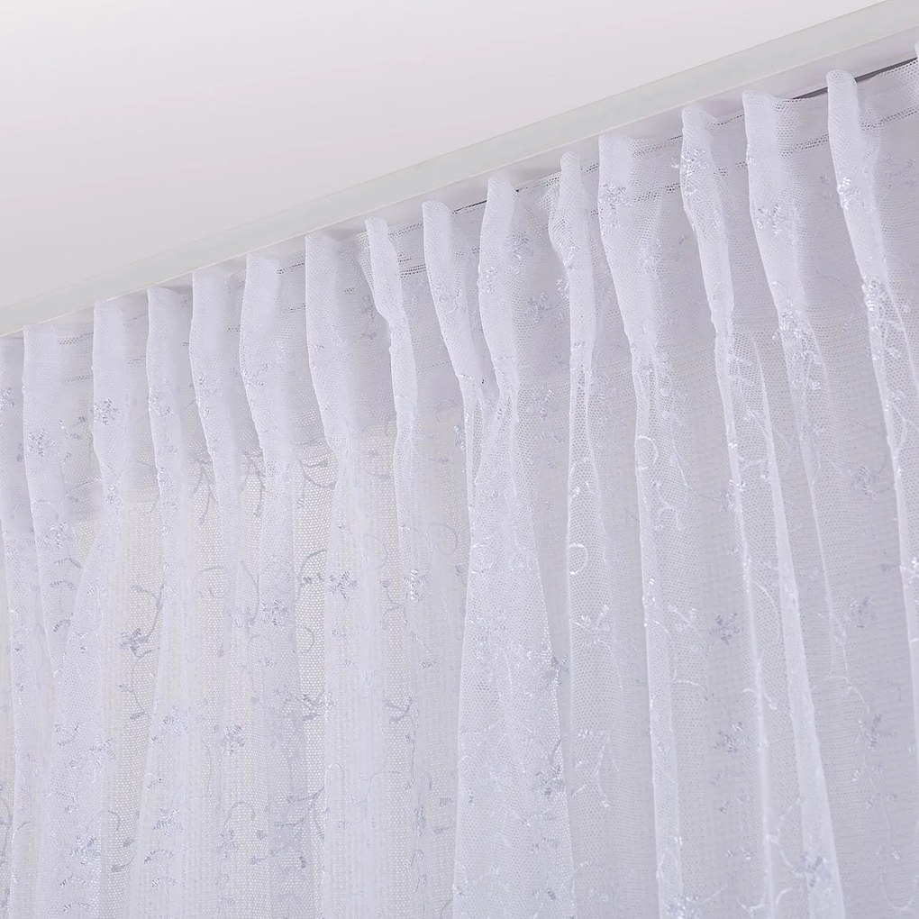 Draperie cu banda