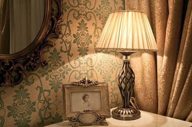 Veioza / Lampa de masa eleganta design clasic Grace bronz MYRC247-TL-01-R