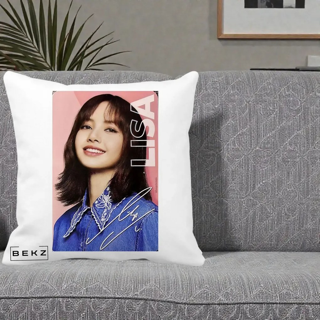 Perna Personalizata K-pop BLACKPINK Lisa cu Semnatura, 40x40 cm, Alba Mata, Husa Detasabila, Perna Inclusa, BEKZ®