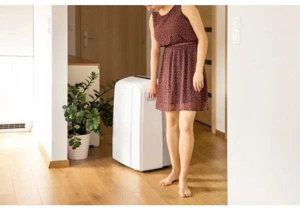 Aparat mobil inteligent de aer condiționat 3 în 1 Sencor 1450W/230V 12000 BTU Wi-Fi alb + telecomandă