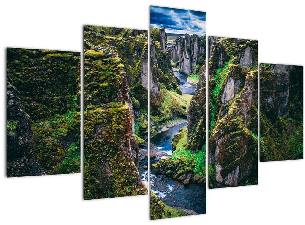 Tablou - Râu într-o vale stâncoasă (150x105 cm)